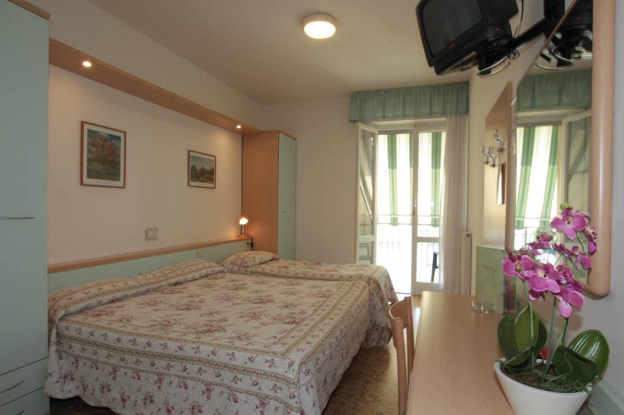 Hotel Vera Marina di Massa Esterno foto