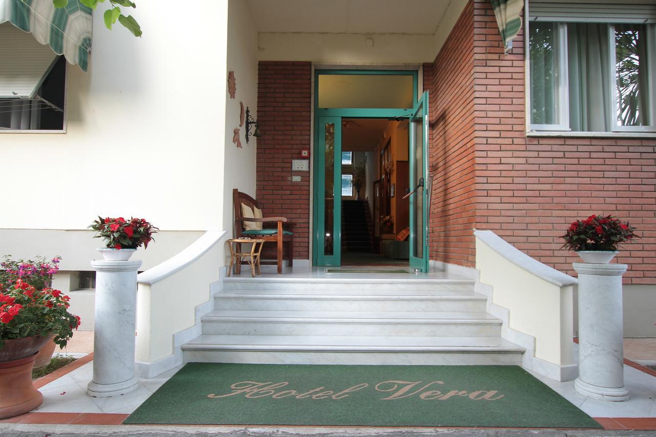 Hotel Vera Marina di Massa Esterno foto
